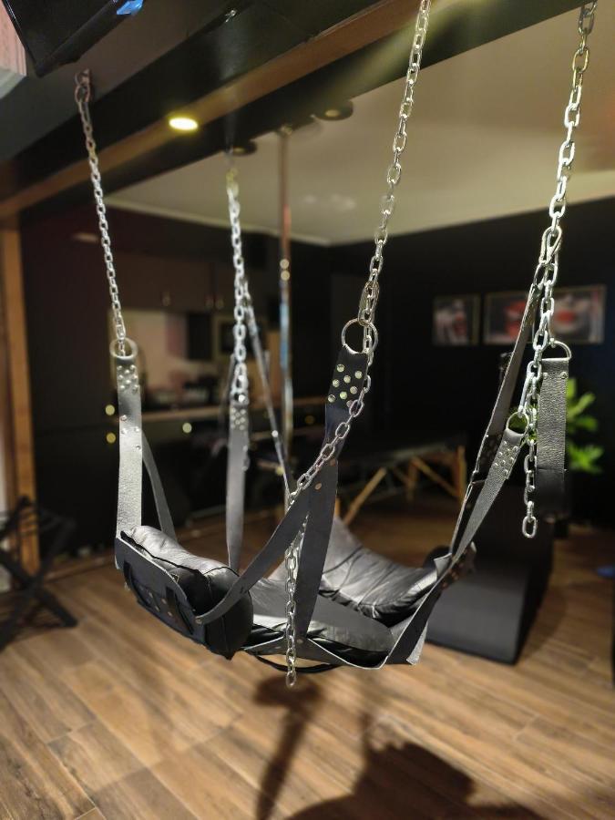 Appartement La Loveroom Bdsm De 